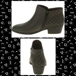 Faded Glory brand Women's Black Quilted Ankle Bootie Sz 8.5M